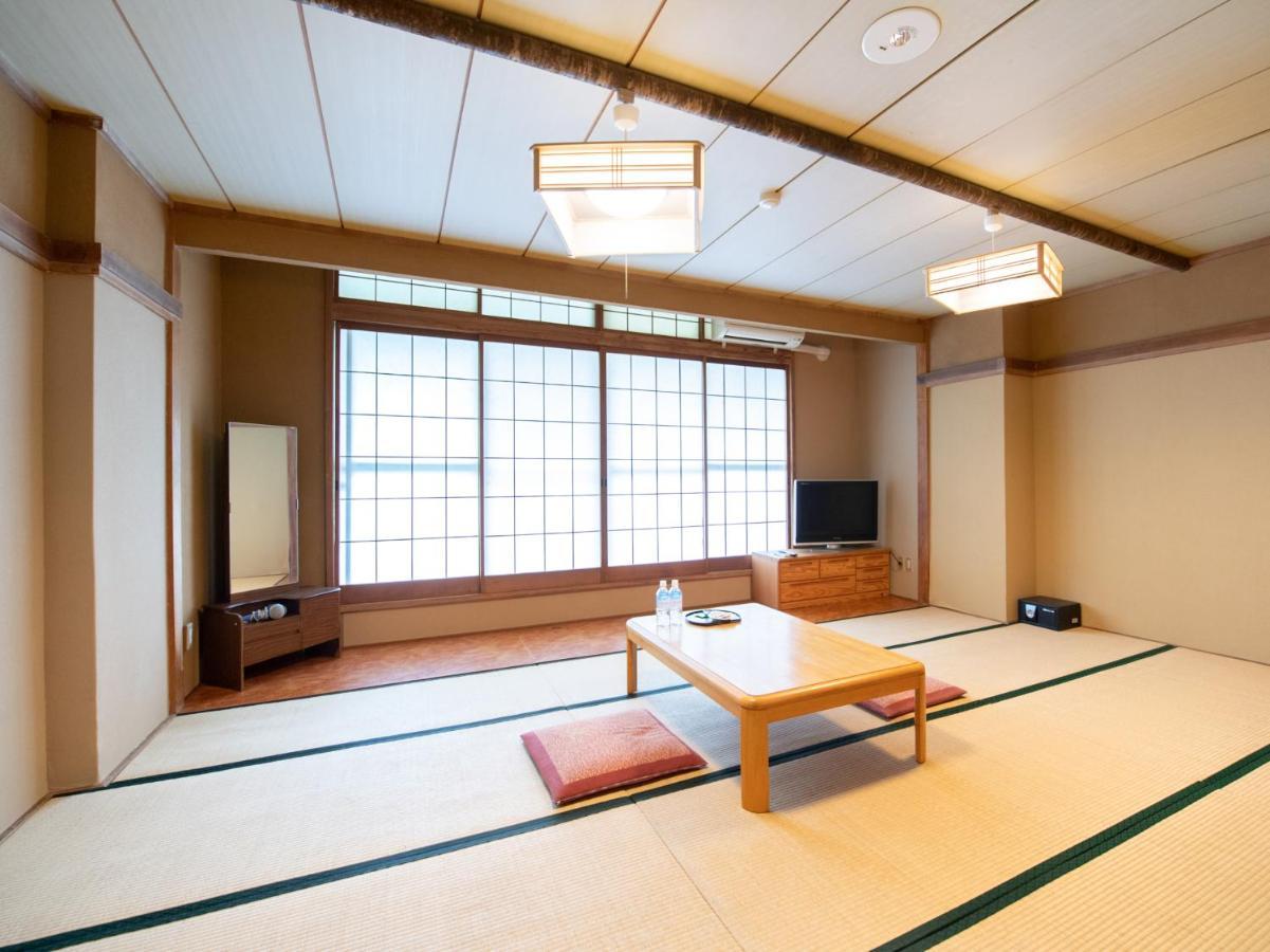 Oyo Hotel Mifuji Yamanakako Exterior photo